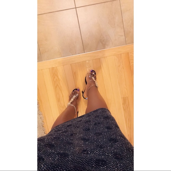 🌟SOLD🌟- FN jewelled heels size 8.5 - Picture 14 of 14